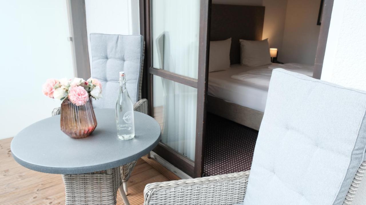 Hotel Zur Post Виел Екстериор снимка